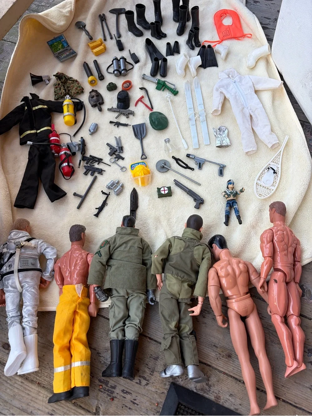 Vintage GI Joe/Placo 6-Figures & Military 75+ Accessories Lot -